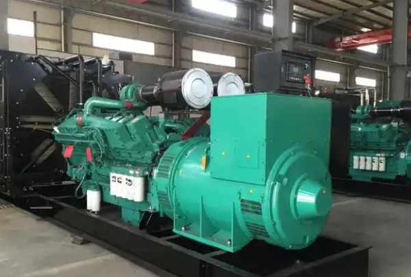 發(fā)電機(jī)油箱安裝：位置選址規(guī)范與防泄漏密封處理，保障燃油供給安全